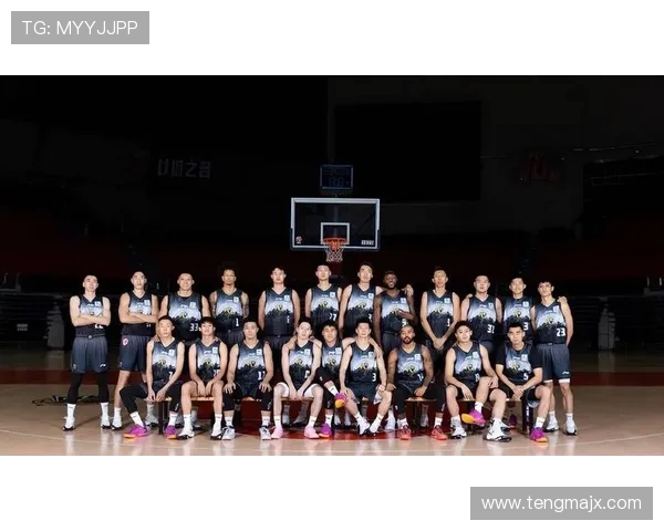 NBA鱼腩球队VS CBA强队：跨联赛对比分析