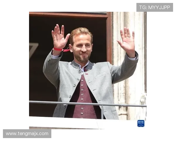 德甲球队赛季活动精彩视频大合集（含训练、庆典）